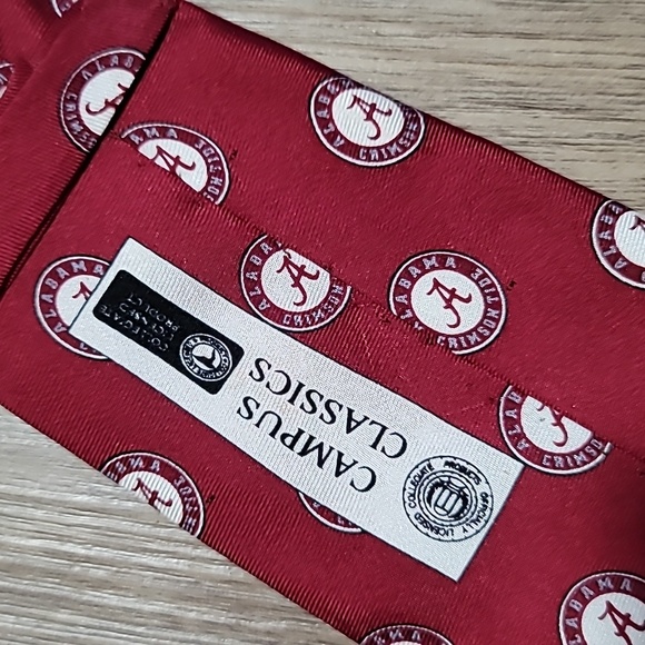 Alabama Crimson Tide MENS Tie - Picture 4 of 8